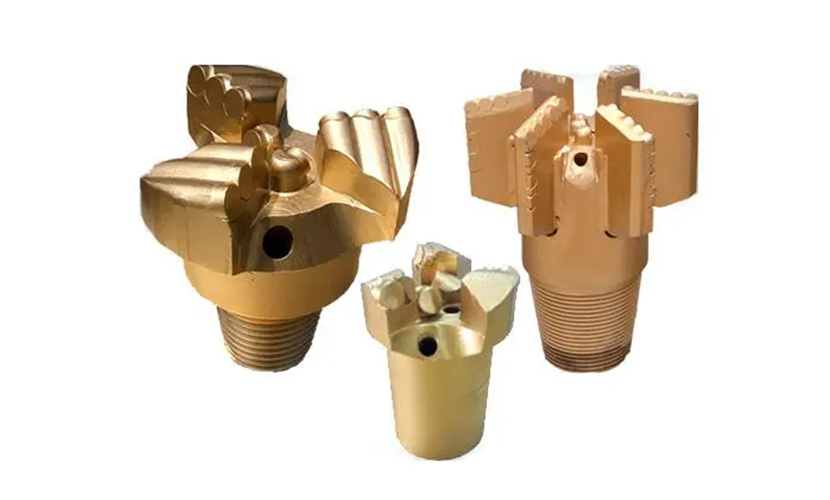 PDC drilling bit